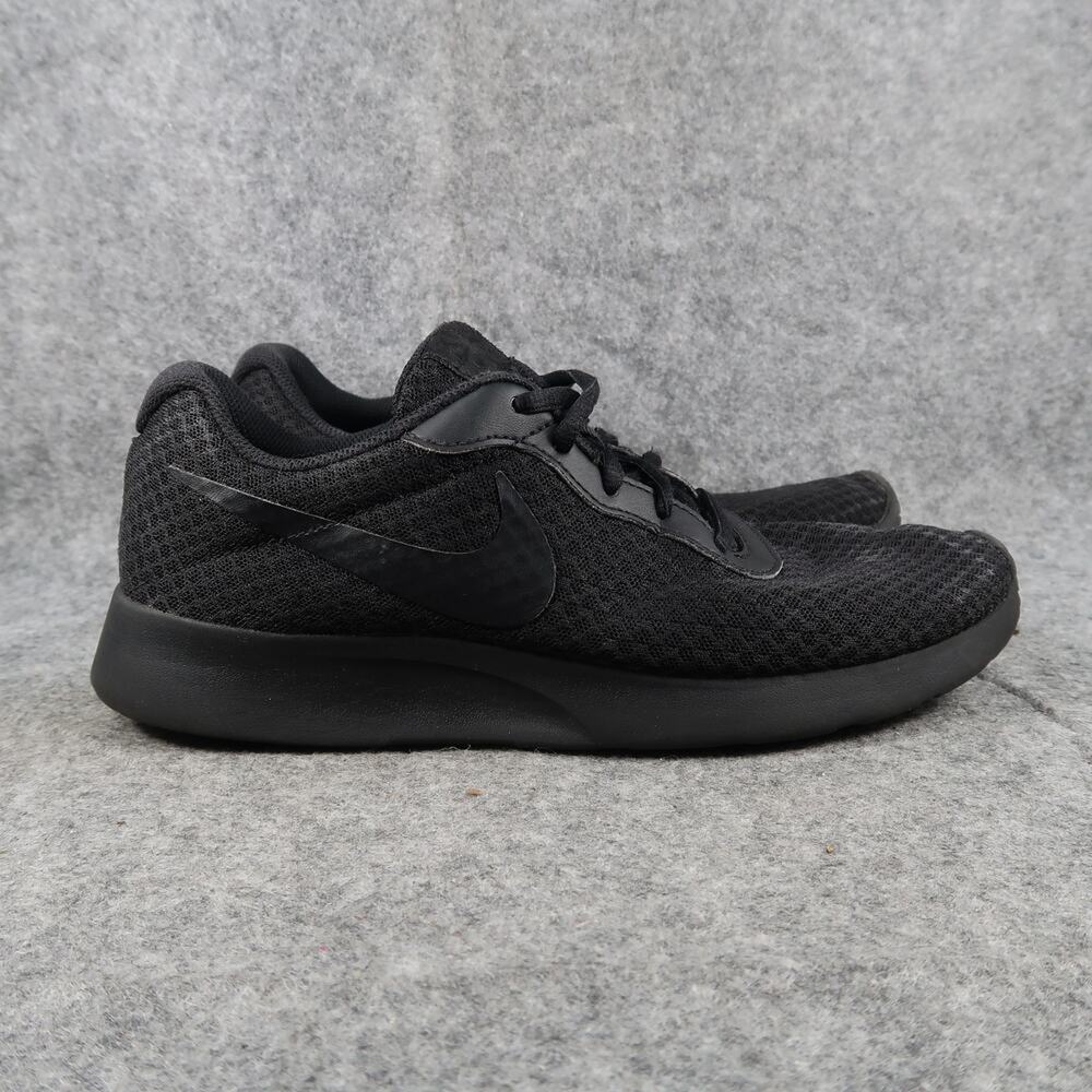 Nike Shoes Womens 8.5 Sneakers Tanjun Lifestyle Athletic Casual Black Trainers